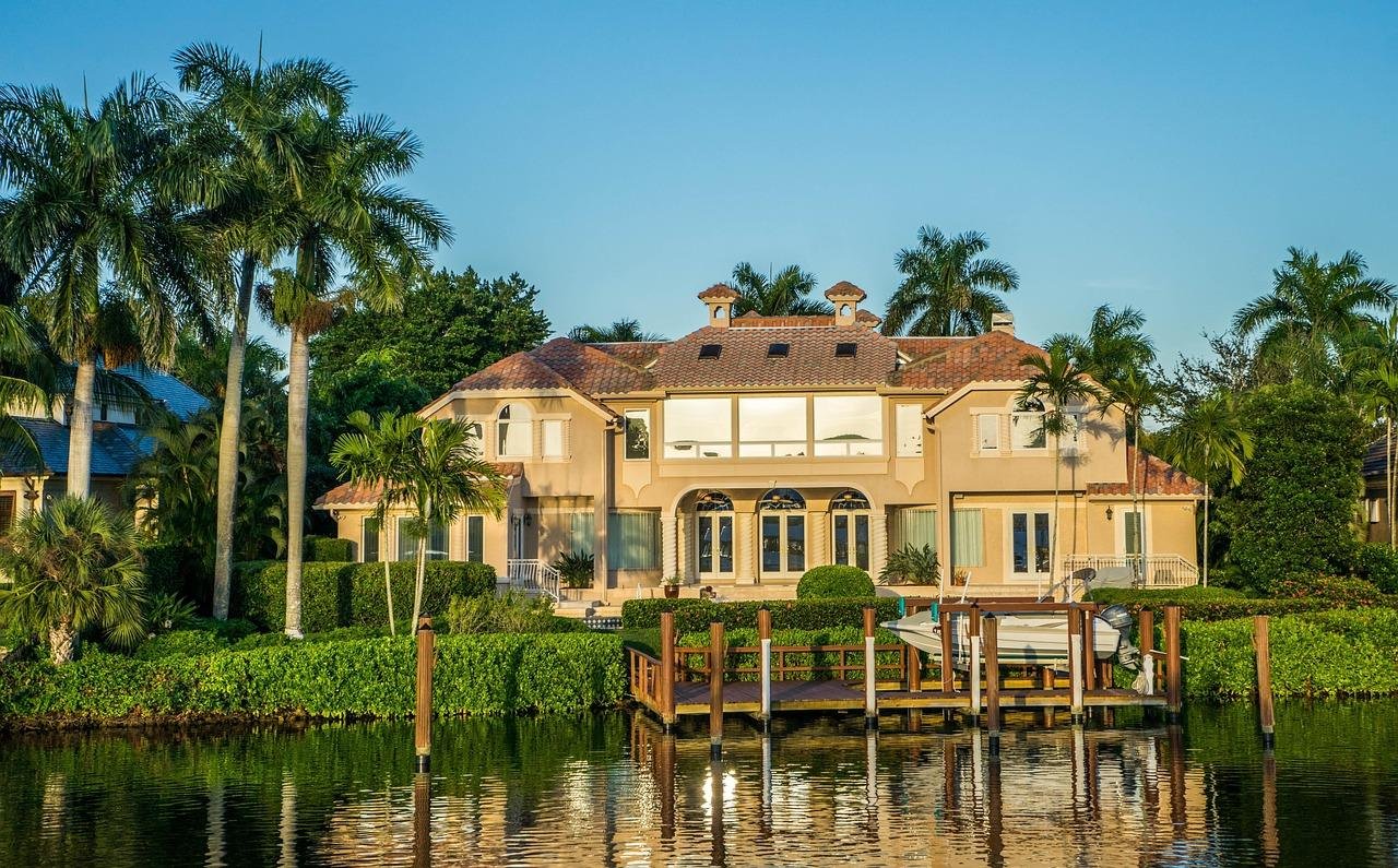 Naples Florida water damage restoration for homes and businesses